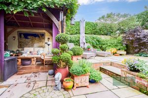 Photo 12- click for photo gallery